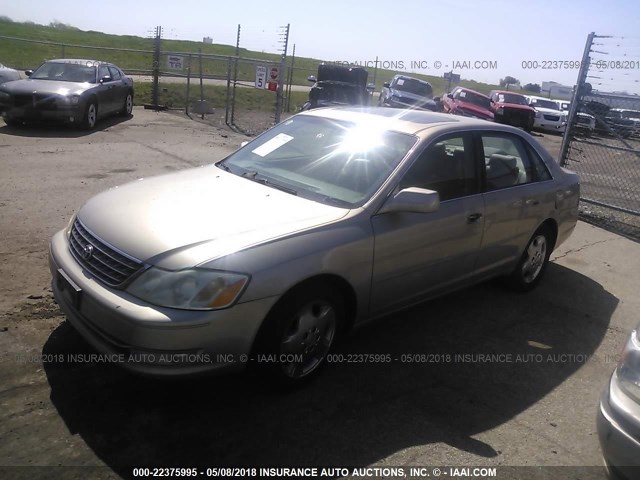 4T1BF28B43U277686 - 2003 TOYOTA AVALON XL/XLS GOLD photo 2