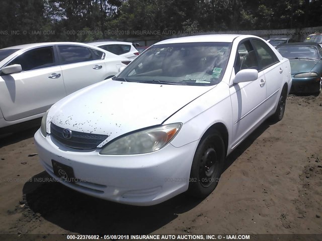 4T1BE32K42U049476 - 2002 TOYOTA CAMRY LE/XLE/SE თეთრი ფოტო 2