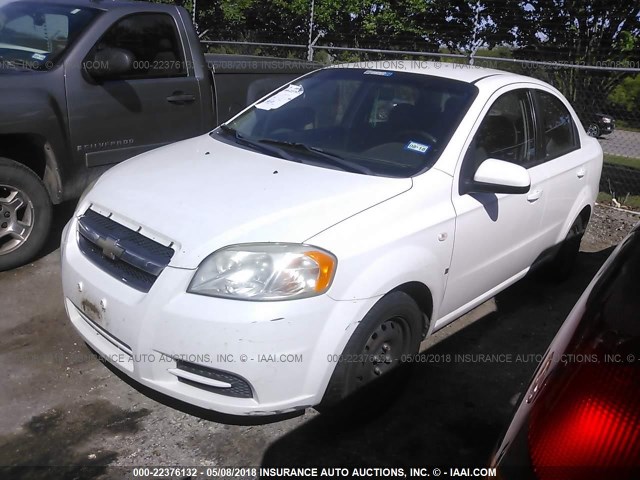 KL1TD56698B271849 - 2008 CHEVROLET AVEO LS WHITE photo 2