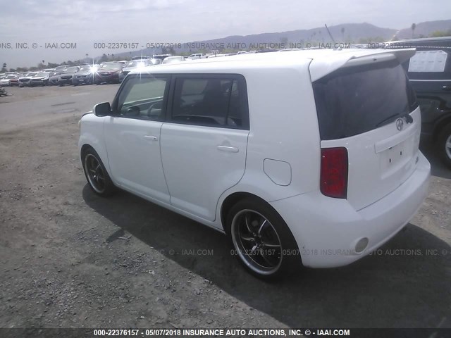 JTLKE50E281052887 - 2008 TOYOTA SCION XB WHITE photo 3