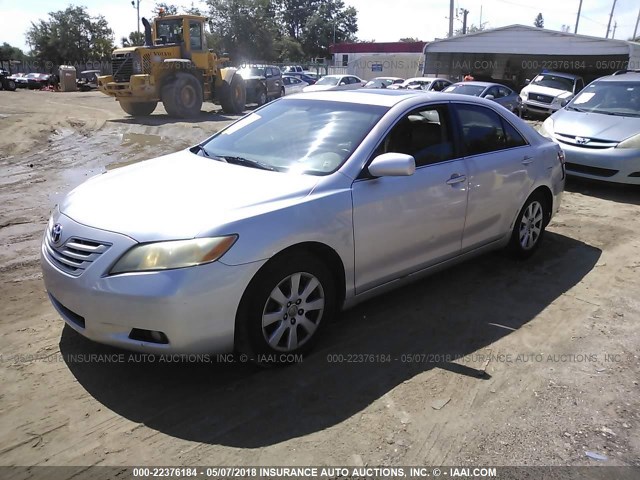 JTNBK46K073028548 - 2007 TOYOTA CAMRY NEW GENERAT LE/XLE/SE SILVER photo 2