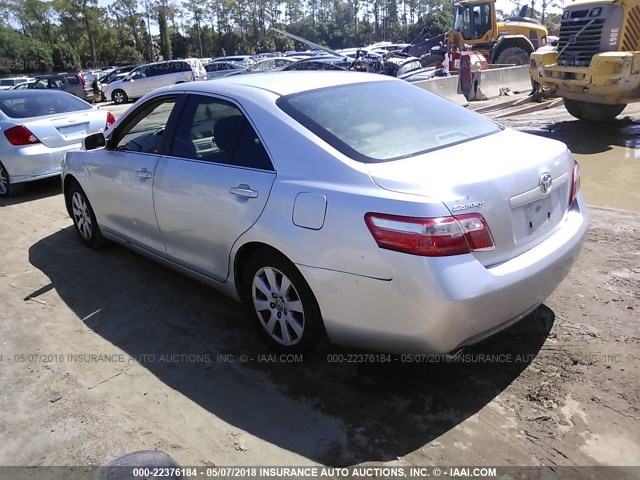 JTNBK46K073028548 - 2007 TOYOTA CAMRY NEW GENERAT LE/XLE/SE SILVER photo 3
