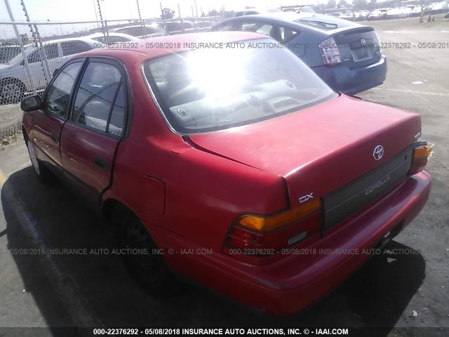 1NXAE09B1SZ349296 - 1995 TOYOTA COROLLA LE/DX RED photo 3