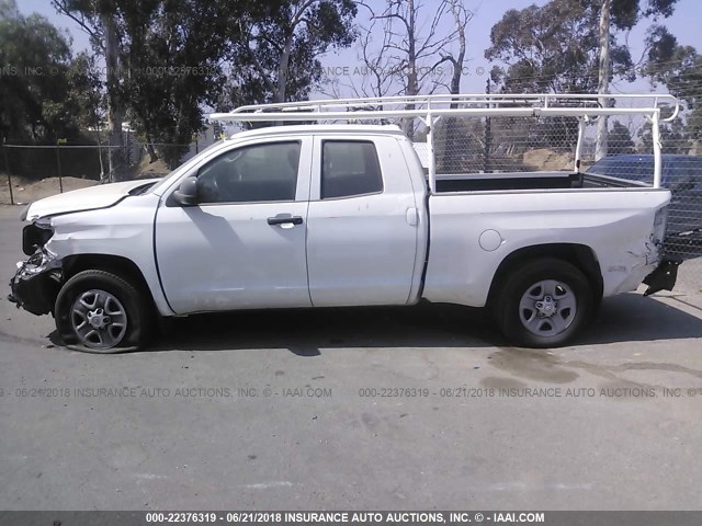 5TFRM5F19FX092394 - 2015 TOYOTA TUNDRA DOUBLE CAB SR/SR5 WHITE photo 6