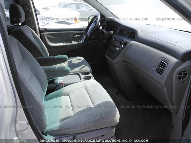 2HKRL18532H568253 - 2002 HONDA ODYSSEY LX SILVER photo 5