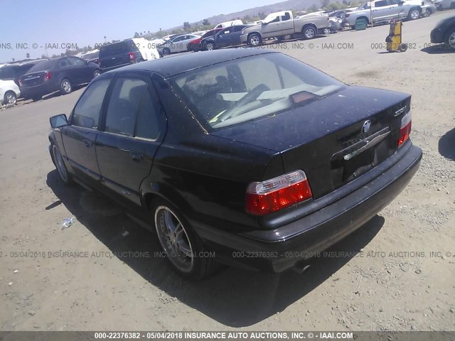 WBACA531XPFG06425 - 1993 BMW 318 I BLACK photo 3