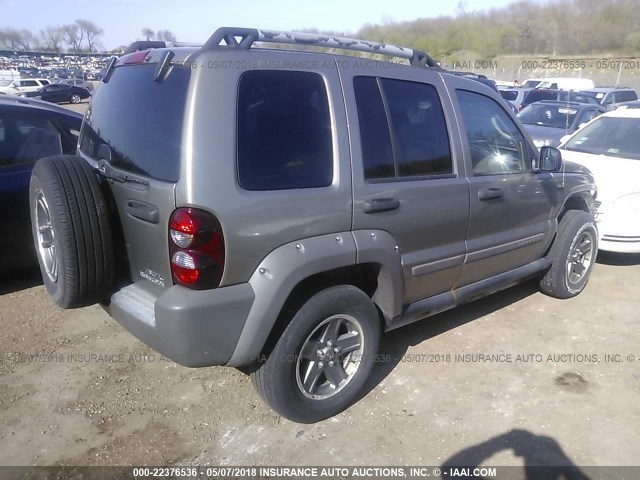 1J4GL38K95W726483 - 2005 JEEP LIBERTY RENEGADE GOLD photo 4