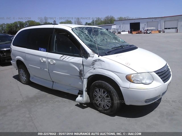 2A4GP44R47R199185 - 2007 CHRYSLER TOWN & COUNTRY LX WHITE photo 1