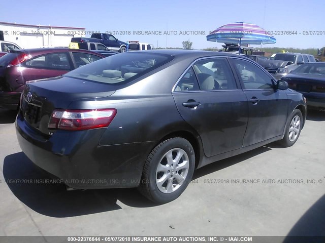 4T4BE46KX9R050597 - 2009 TOYOTA CAMRY SE/LE/XLE GRAY photo 4