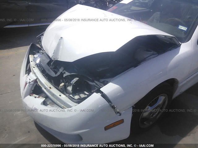 1G2JB12F537277975 - 2003 PONTIAC SUNFIRE WHITE photo 6