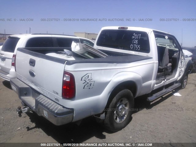 1FT7W2B69BED00930 - 2011 FORD F250 SUPER DUTY WHITE photo 4