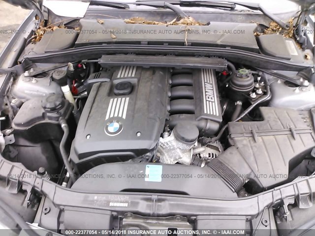 WBAUP7C57BVK78572 - 2011 BMW 128 I GRAY photo 10