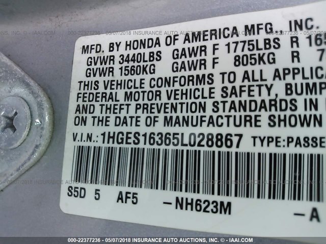 1HGES16365L028867 - 2005 HONDA CIVIC DX VP SILVER photo 9