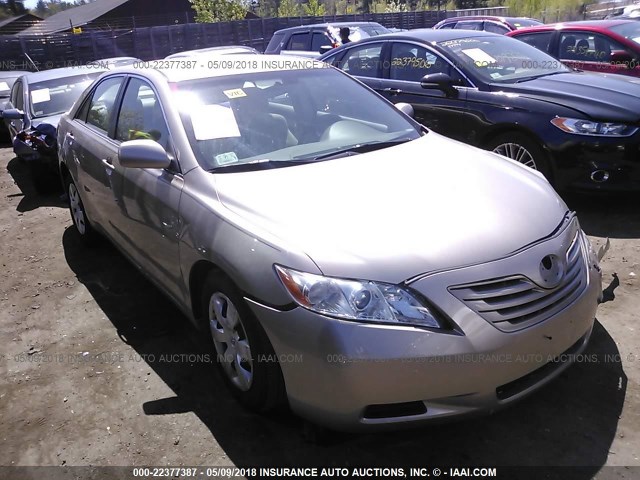 4T1BK46K87U052834 - 2007 TOYOTA CAMRY NEW GENERAT LE/XLE/SE GOLD photo 1