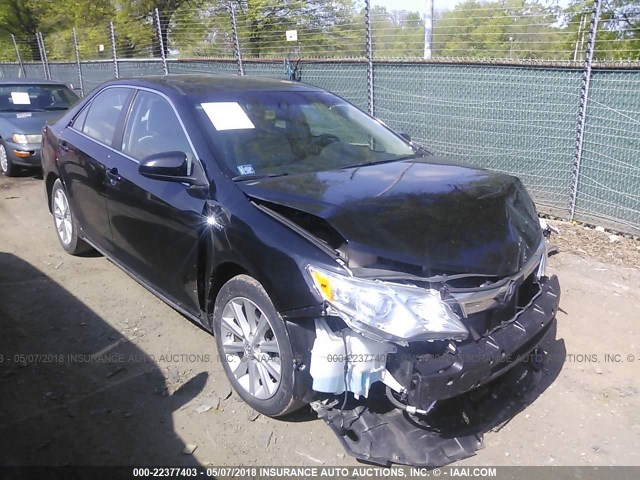 4T1BD1FK9DU066889 - 2013 TOYOTA CAMRY HYBRID/LE/XLE 黑色 照片 1