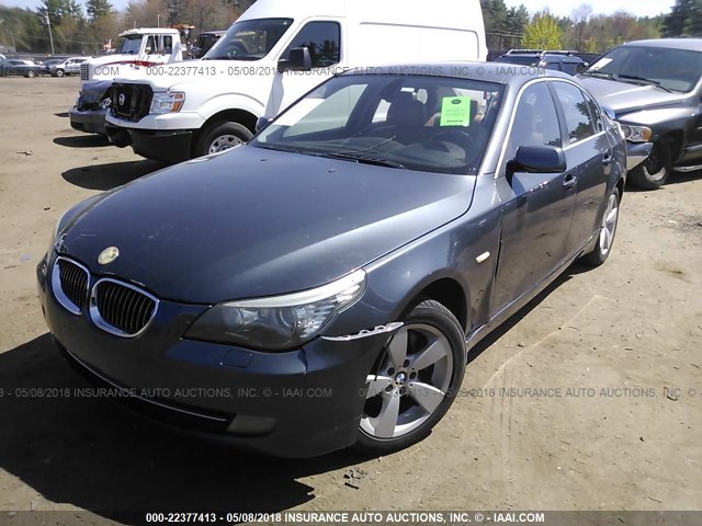 WBANV13558CZ51614 - 2008 BMW 528 XI GRAY photo 2