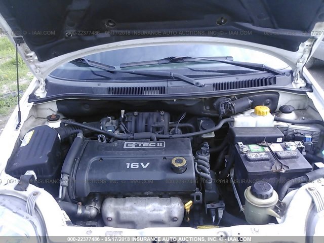 KL1TD66698B247931 - 2008 CHEVROLET AVEO LS WHITE photo 10