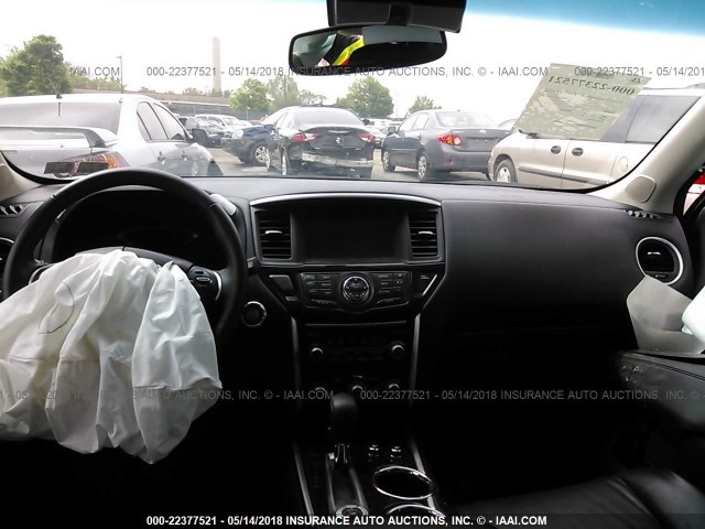 5N1AR2MM3GC651629 - 2016 NISSAN PATHFINDER S/SV/SL/PLATINUM 黑色 照片 5