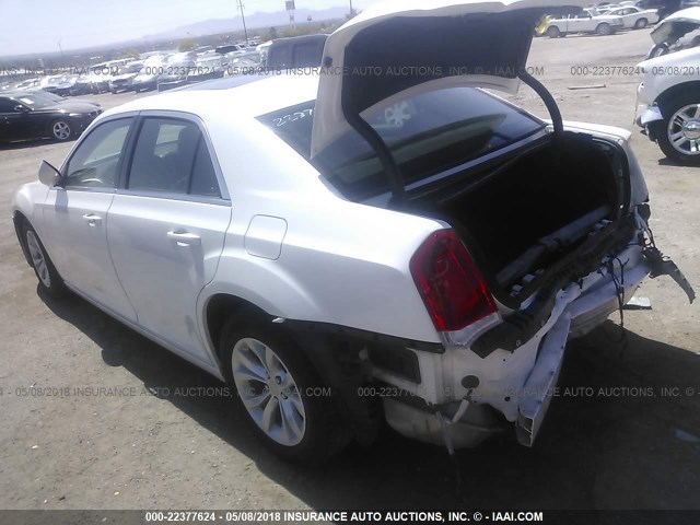 2C3CCAAG2FH872145 - 2015 CHRYSLER 300 LIMITED WHITE photo 3