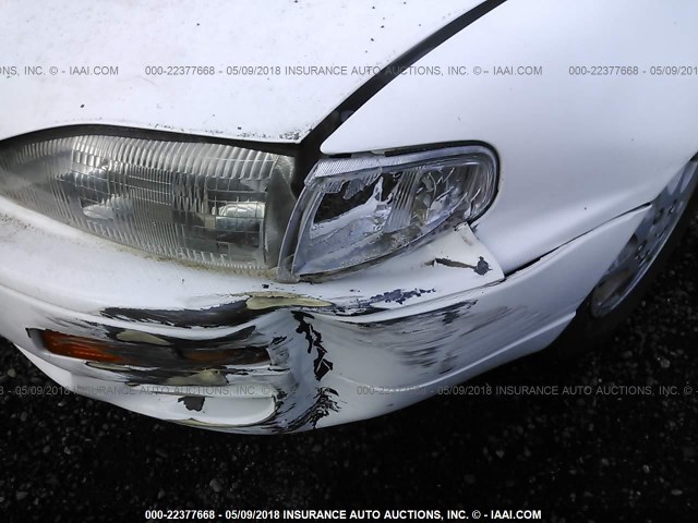 4T1BG12K9TU669725 - 1996 TOYOTA CAMRY DX/LE/XLE WHITE photo 6