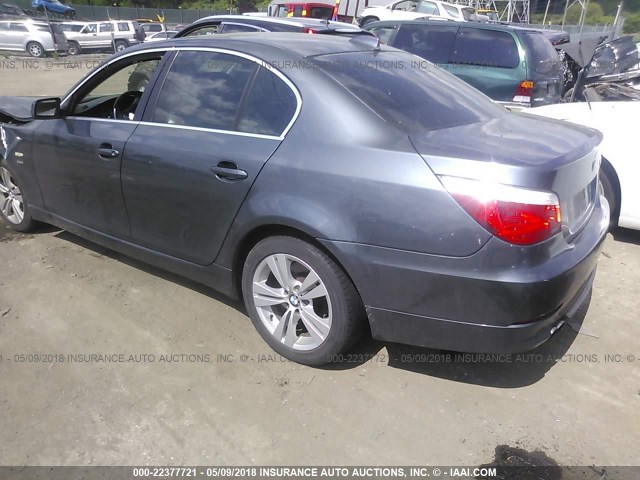 WBANV13509C152079 - 2009 BMW 528 XI GRAY photo 3