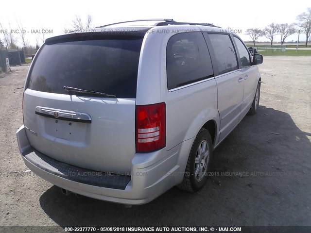 2A8HR54P28R786844 - 2008 CHRYSLER TOWN & COUNTRY TOURING SILVER photo 4