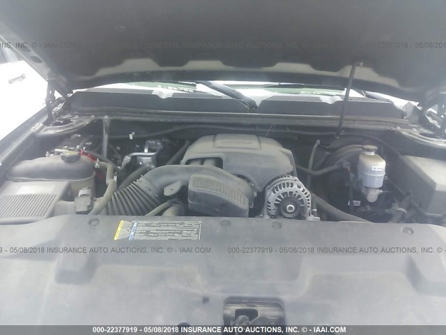 1GCRKSE31BZ225834 - 2011 CHEVROLET SILVERADO K1500 LT GRAY photo 10