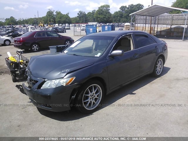 4T1BE46K59U864683 - 2009 TOYOTA CAMRY SE/LE/XLE SILVER photo 2