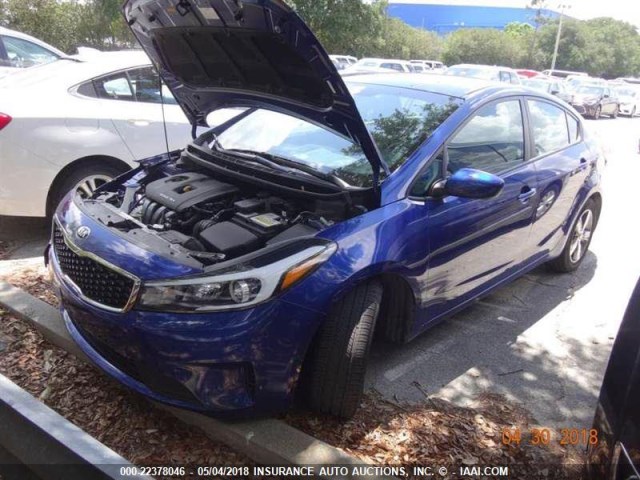 3KPFL4A72JE171989 - 2018 KIA FORTE LX/S BLUE photo 17