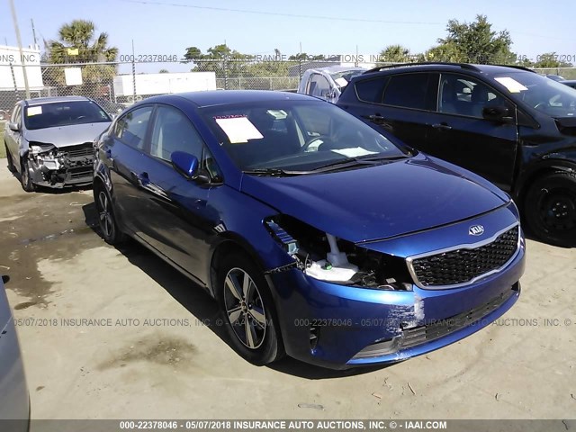 3KPFL4A72JE171989 - 2018 KIA FORTE LX/S BLUE photo 6