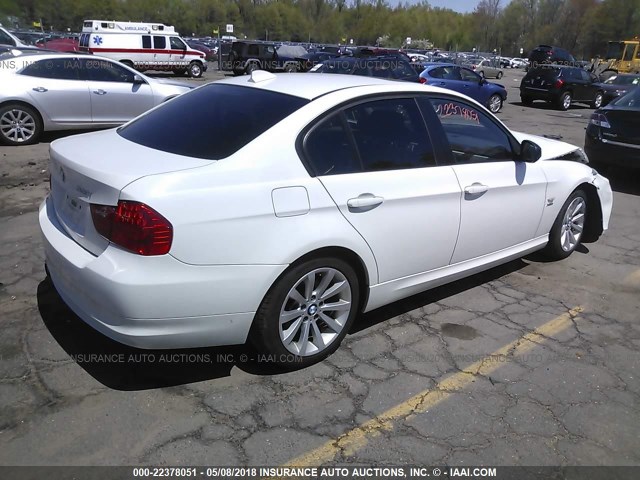 WBAPK5C55BA662776 - 2011 BMW 328 XI SULEV WHITE photo 4