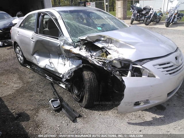 4T4BE46K59R137128 - 2009 TOYOTA CAMRY SE/LE/XLE SILVER photo 6