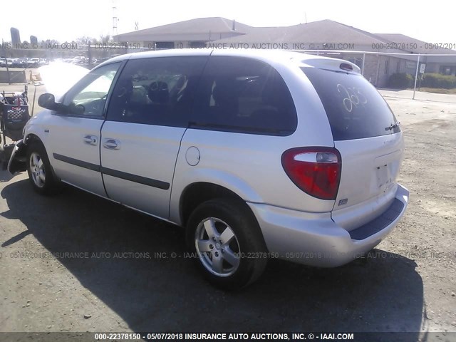 1D4GP45R05B249499 - 2005 DODGE CARAVAN SXT SILVER photo 3