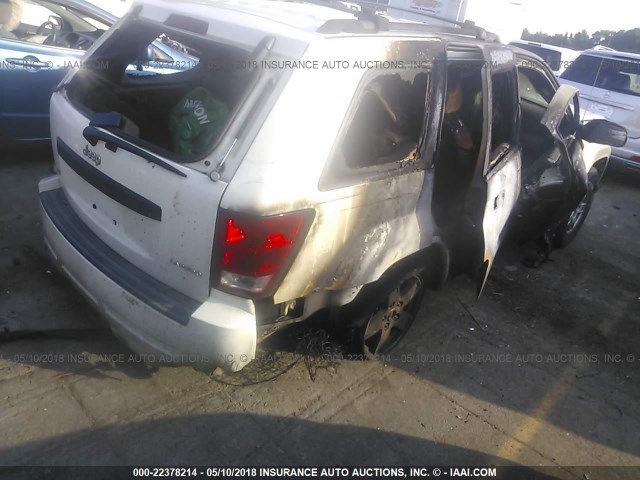 1J4GR48K55C539781 - 2005 JEEP GRAND CHEROKEE LAREDO/COLUMBIA/FREEDOM თეთრი ფოტო 4