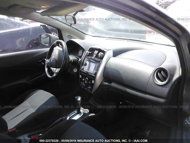 3N1CE2CP4GL360777 - 2016 NISSAN VERSA NOTE S/S PLUS/SV/SL/SR GRAY photo 5