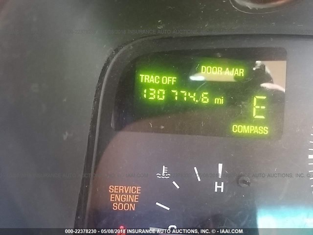 1LNHM81W01Y630060 - 2001 LINCOLN TOWN CAR EXECUTIVE GREEN photo 7