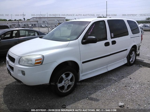 1GBDV13107D171898 - 2007 CHEVROLET UPLANDER INCOMPLETE WHITE photo 2