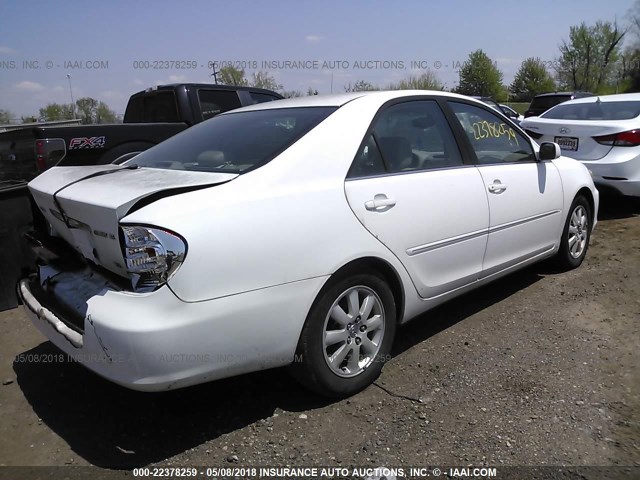 4T1BF30K82U007103 - 2002 TOYOTA CAMRY LE/XLE/SE თეთრი ფოტო 4