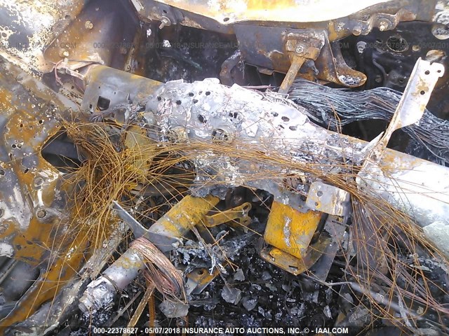 JF1SG65683H754618 - 2003 SUBARU FORESTER 2.5XS თეთრი ფოტო 7