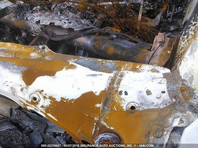 JF1SG65683H754618 - 2003 SUBARU FORESTER 2.5XS თეთრი ფოტო 9