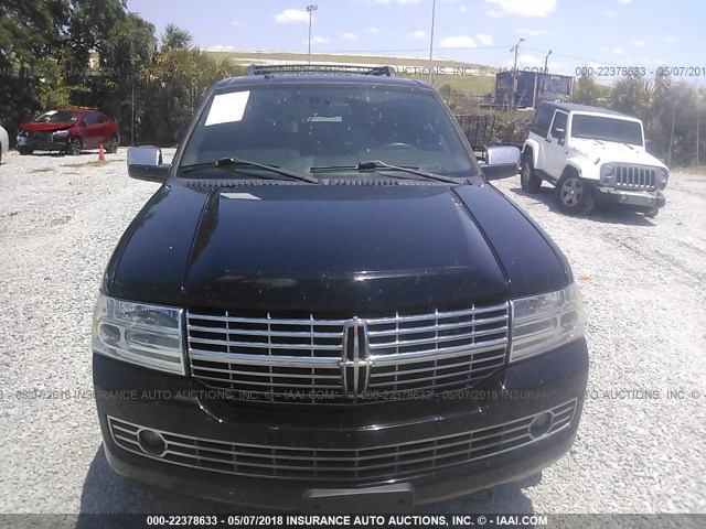 5LMJJ2J56BEJ08936 - 2011 LINCOLN NAVIGATOR 黑色 照片 6
