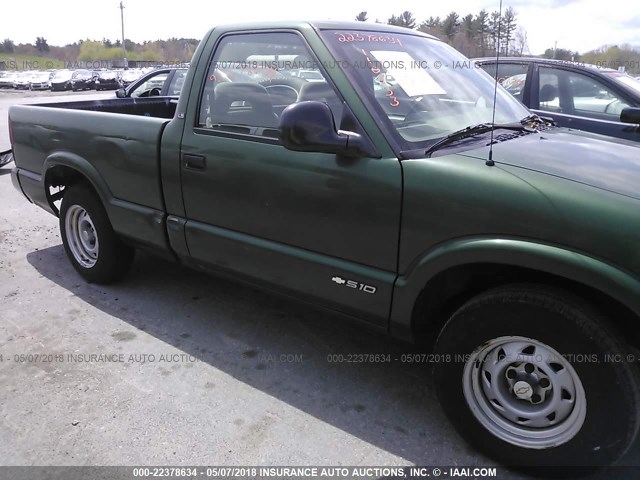 1GCCS144XVK182764 - 1997 CHEVROLET S TRUCK S10 GREEN photo 6