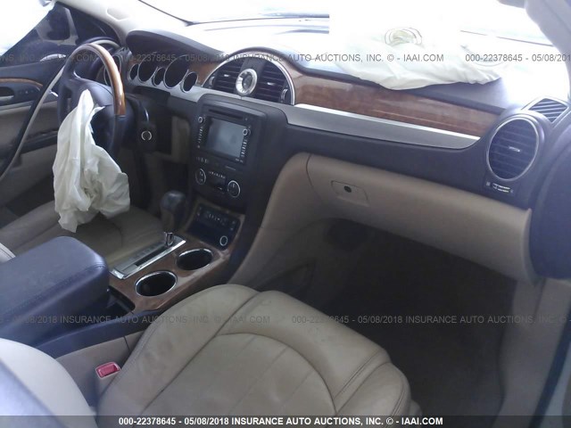 5GAER23D79J171679 - 2009 BUICK ENCLAVE CXL 白色 照片 5