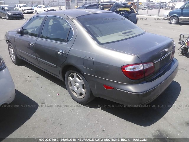 JNKCA31A61T010646 - 2001 INFINITI I30 GRAY photo 3