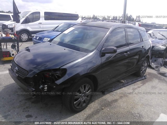 2T1KR32EX5C380082 - 2005 TOYOTA COROLLA MATRIX XR BLACK photo 2