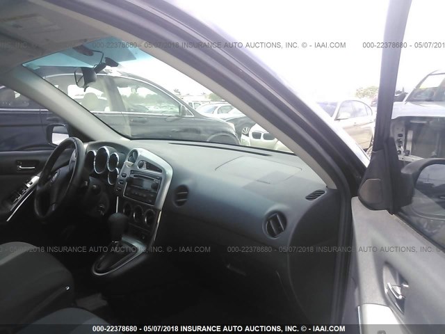 2T1KR32EX5C380082 - 2005 TOYOTA COROLLA MATRIX XR BLACK photo 5