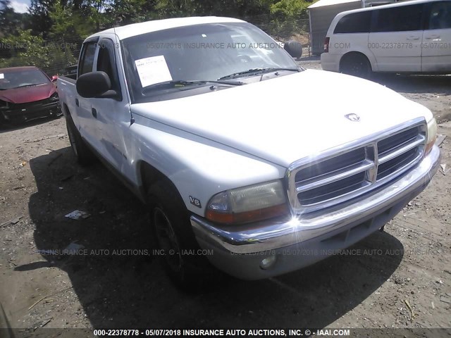 1B7GL2AX0YS681807 - 2000 DODGE DAKOTA QUAD WHITE photo 1