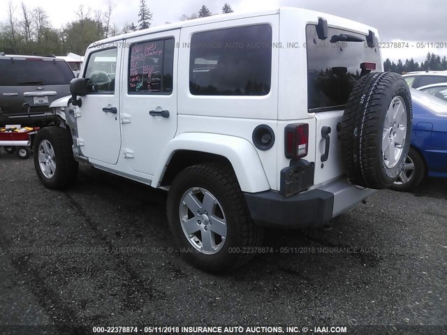 1J4BA5H15BL577022 - 2011 JEEP WRANGLER UNLIMITED SAHARA WHITE photo 3