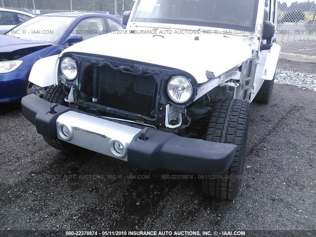 1J4BA5H15BL577022 - 2011 JEEP WRANGLER UNLIMITED SAHARA თეთრი ფოტო 6