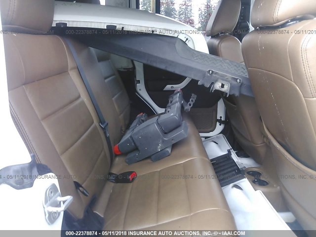 1J4BA5H15BL577022 - 2011 JEEP WRANGLER UNLIMITED SAHARA თეთრი ფოტო 8